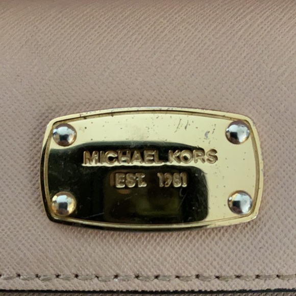 Michael Kors wallet - Picture 3 of 3